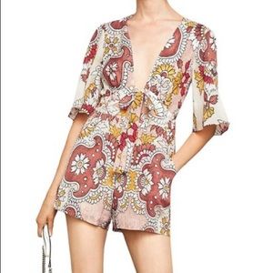 BCBGMaxAzria Ivy Paisley Print Tie-Front Romper in Dusty Rio